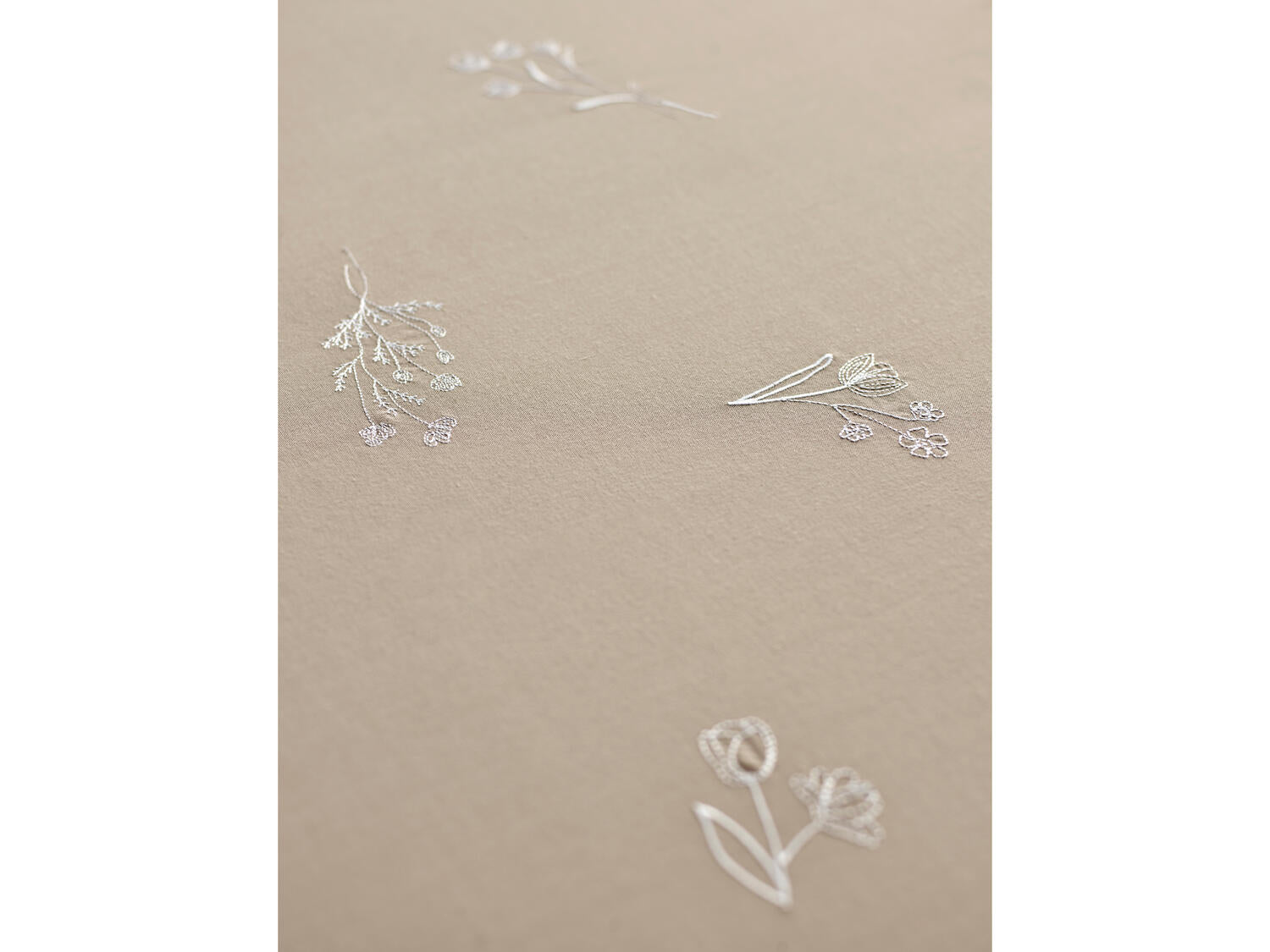 Charm dug - natur